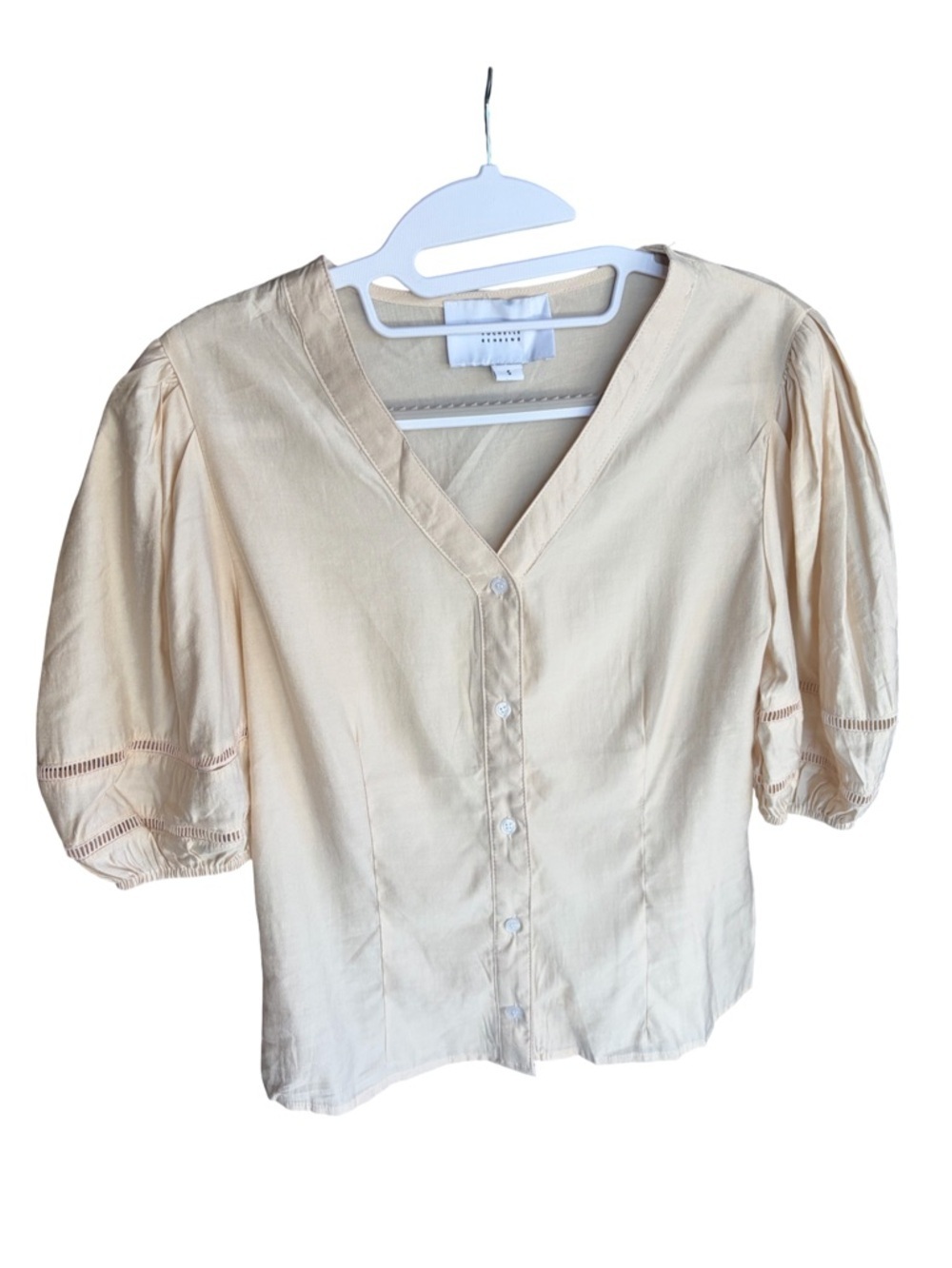 The Shirt Rochelle Behrens NWOT Cream Size Small